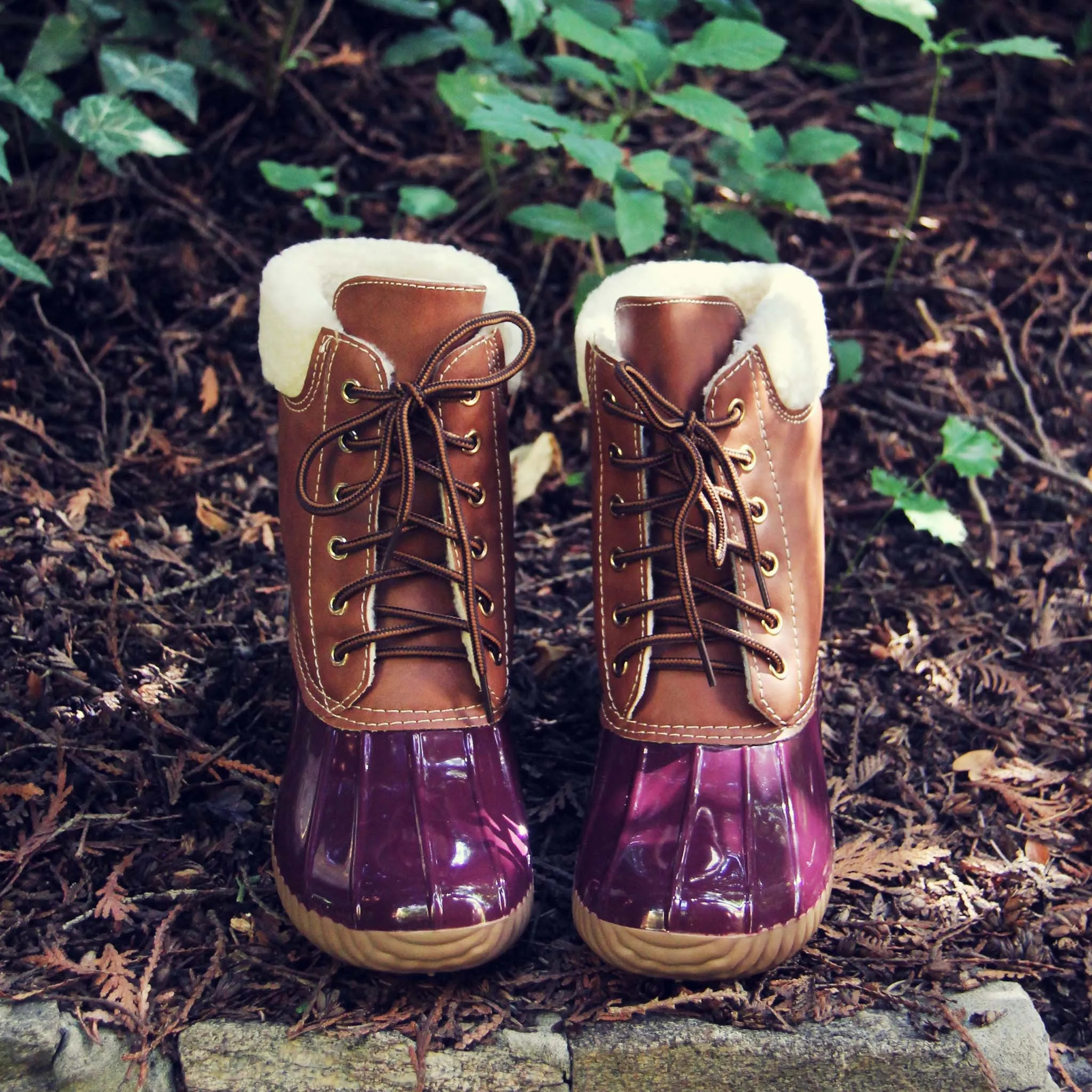 Alpine Pine Duck Boot in Wine