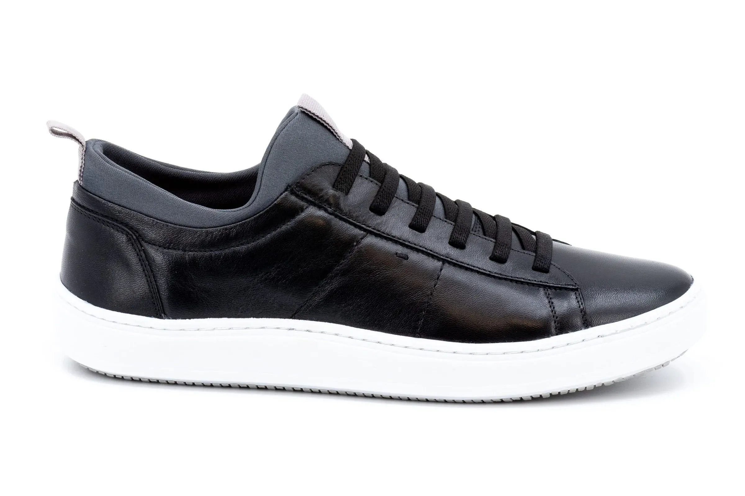 Cameron Sneaker | Black