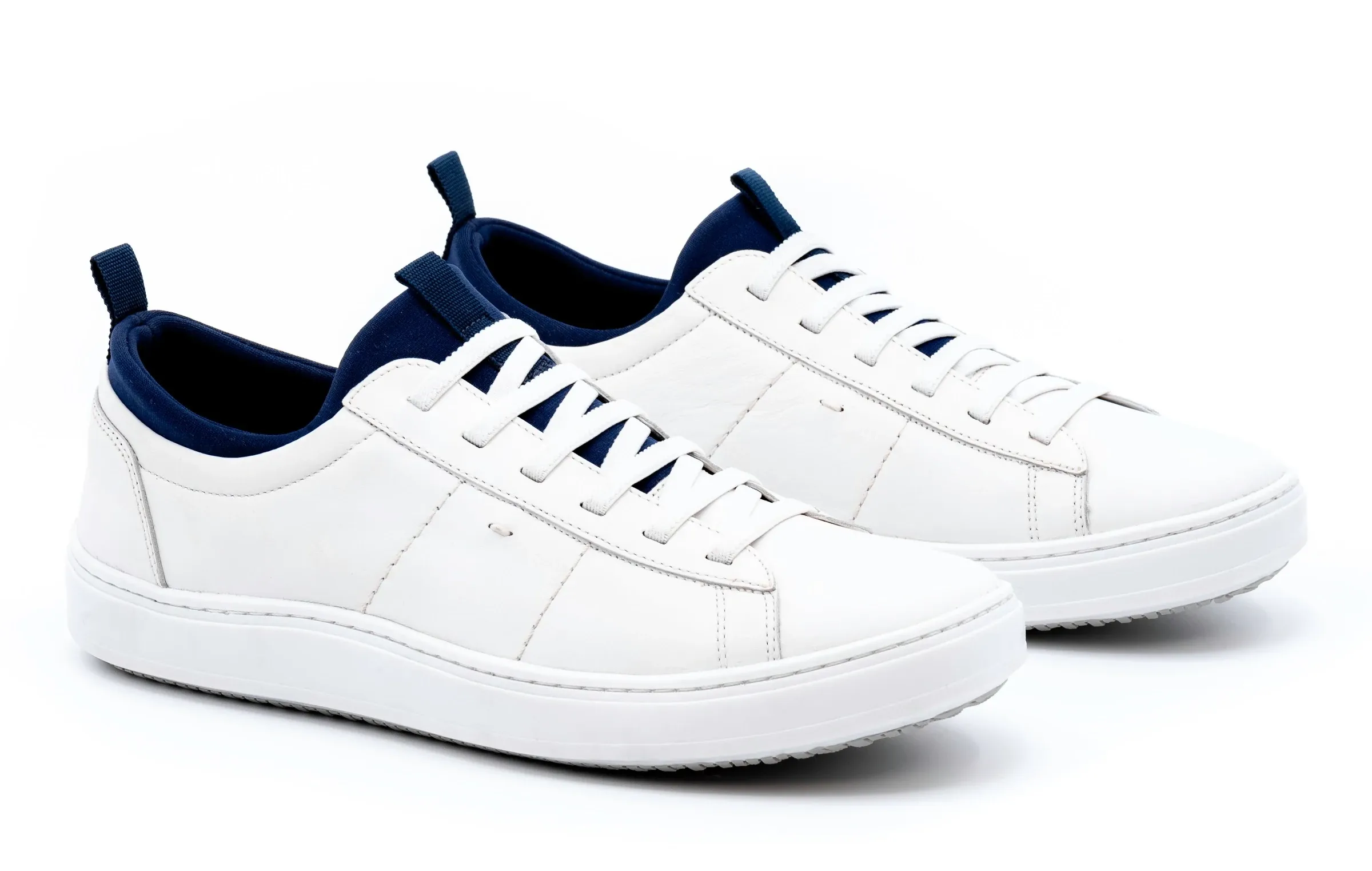 Cameron Sneaker | White