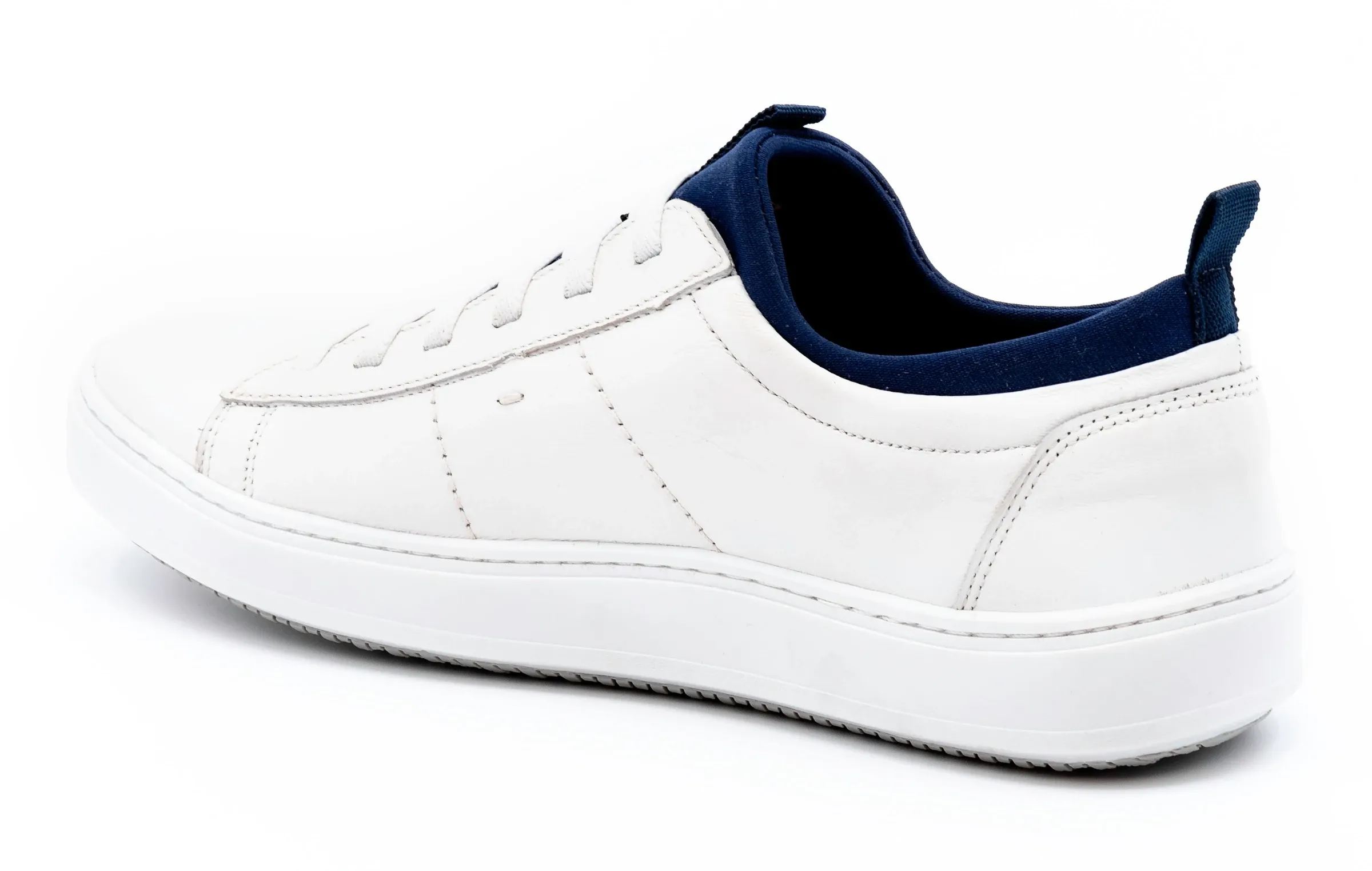 Cameron Sneaker | White