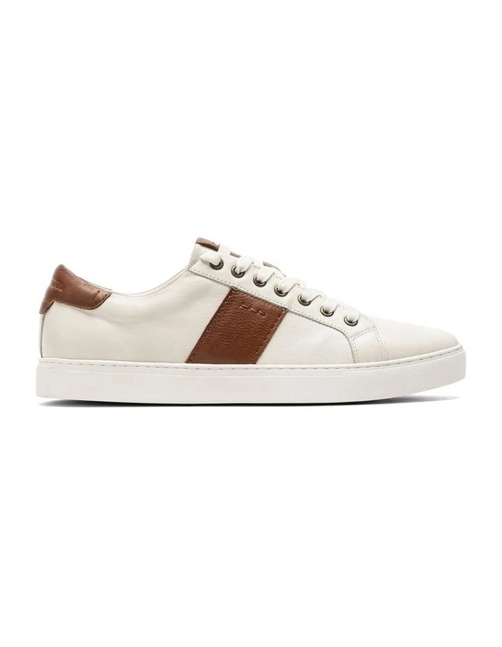 Endeavour Cruise Sneaker in Chalk