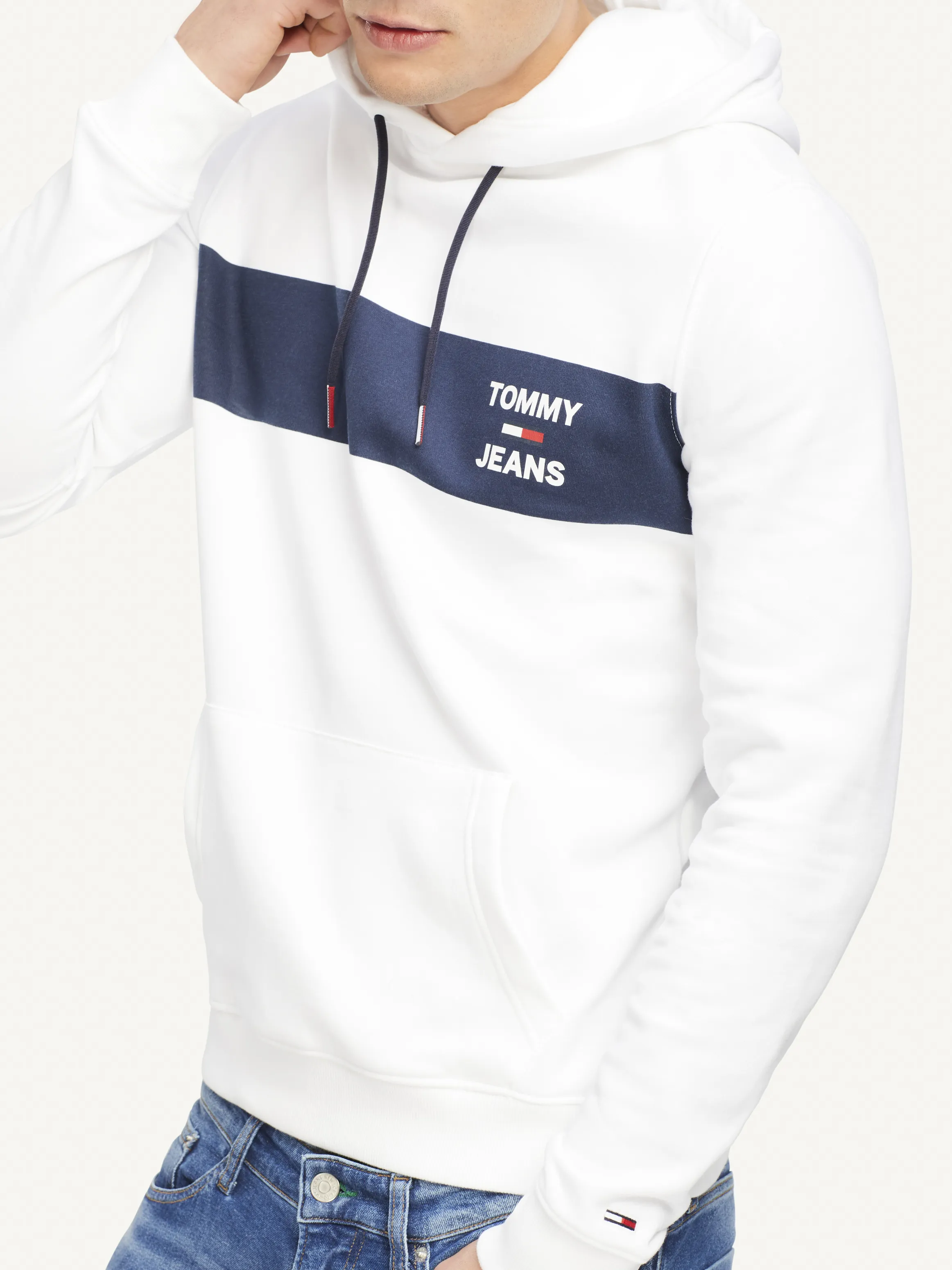 Essential Graphic Hoodie | Sweatshirts & Hoodies | Tommy Hilfiger