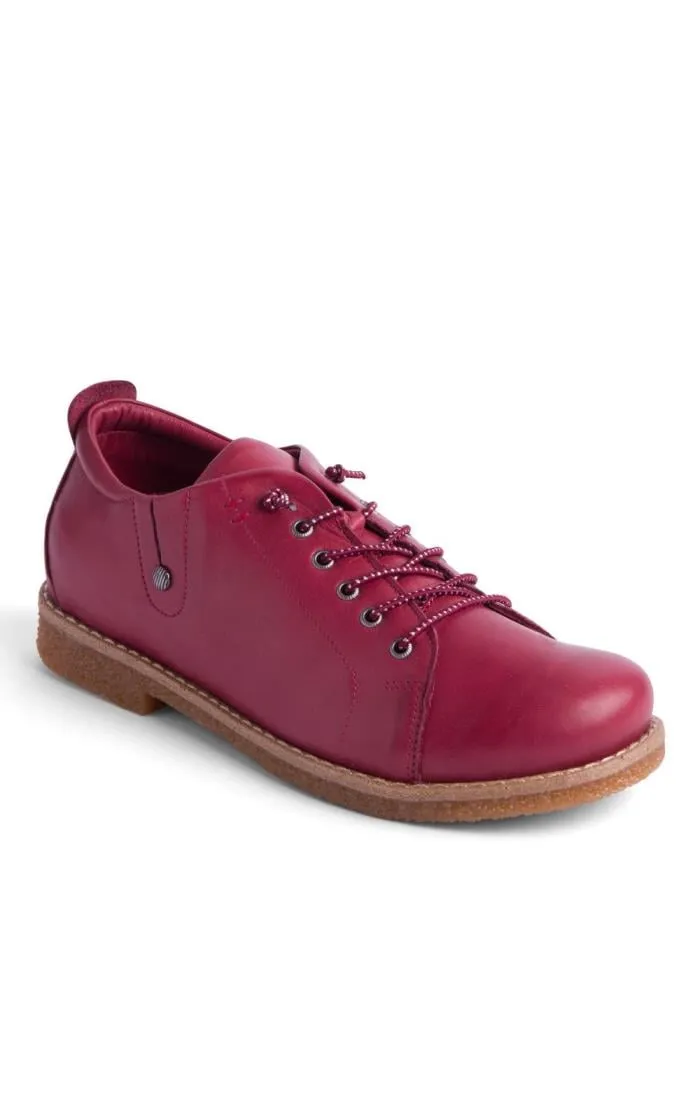 Ladies Leather Sneaker