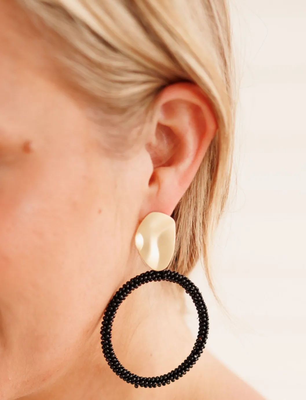 Little Lady Earrings, Black