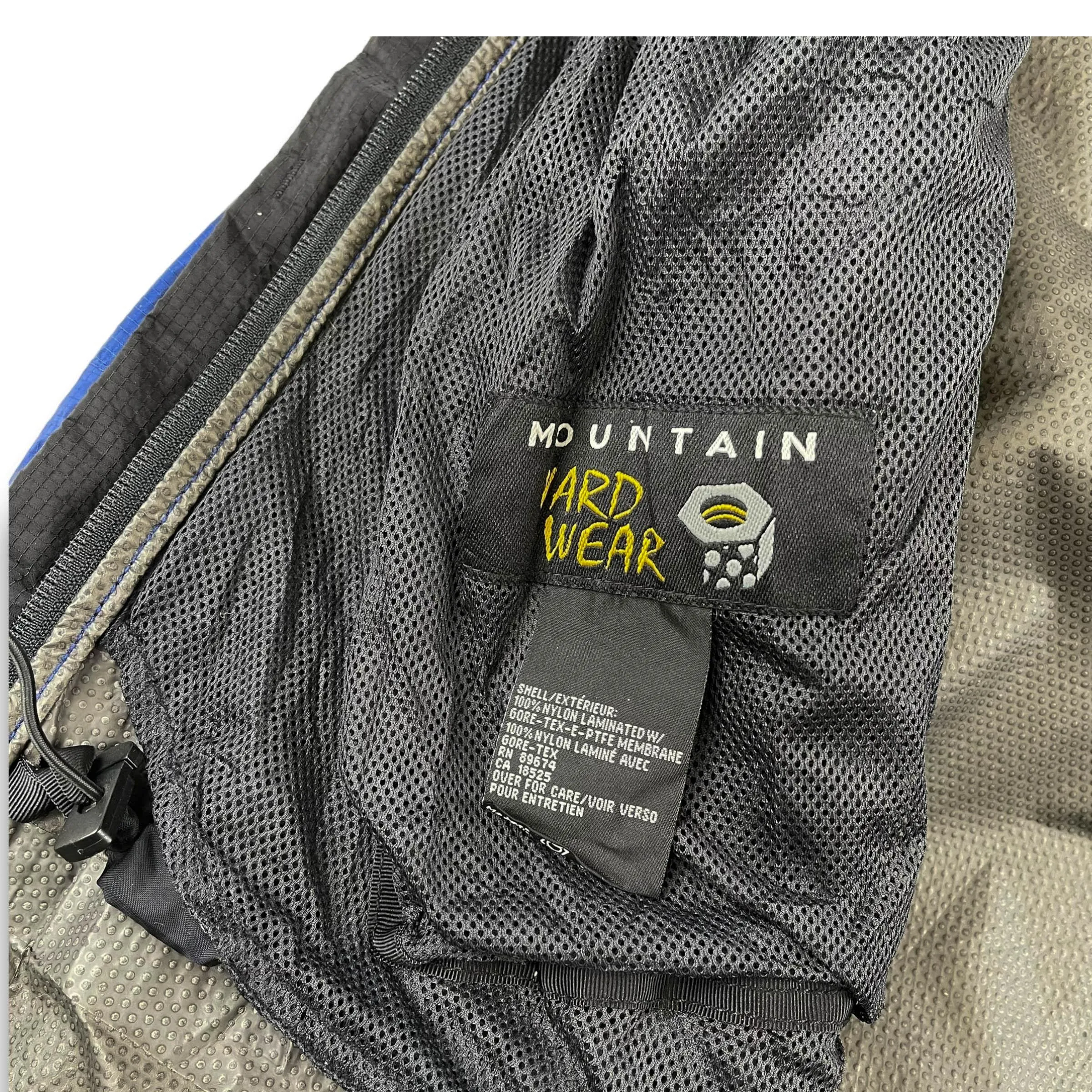 Mountain Hardwear Goretex Paclite (M)