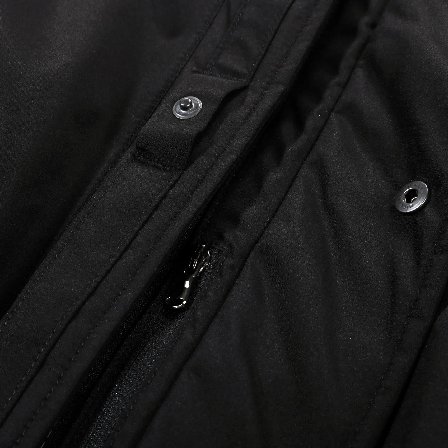 NANAMICA GORE-TEX SHORT DOWN JACKET BLACK