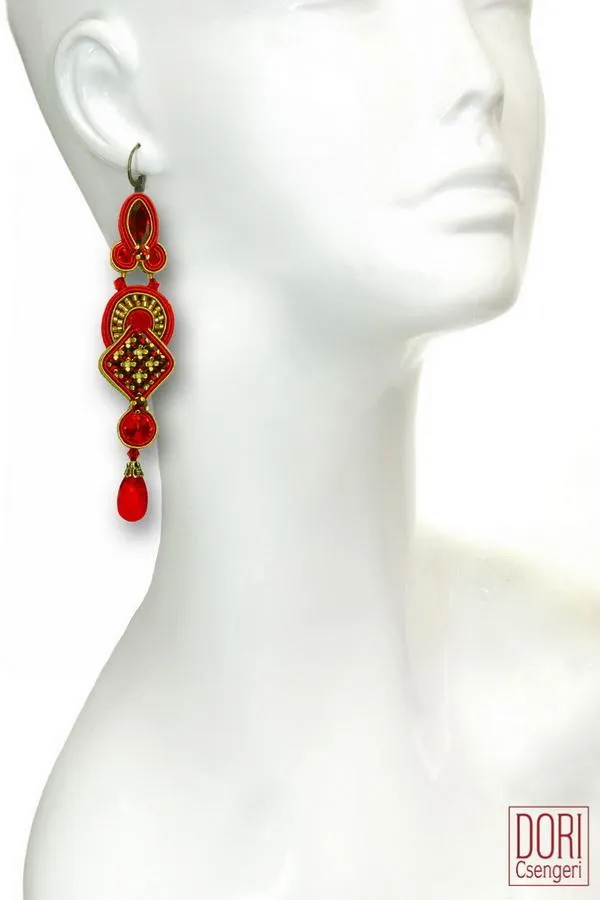 Sensuel Chic Earrings