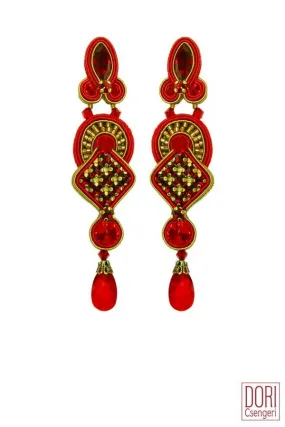 Sensuel Chic Earrings