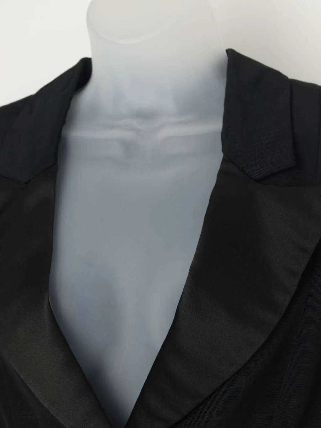 Vintage black jacket / blazer with shoulder pads – Medium